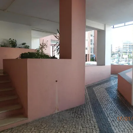 Parque Nações, Near Airport, Metro Station