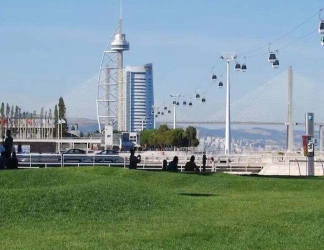 Parque Nacoes, Near Airport, Metro Station